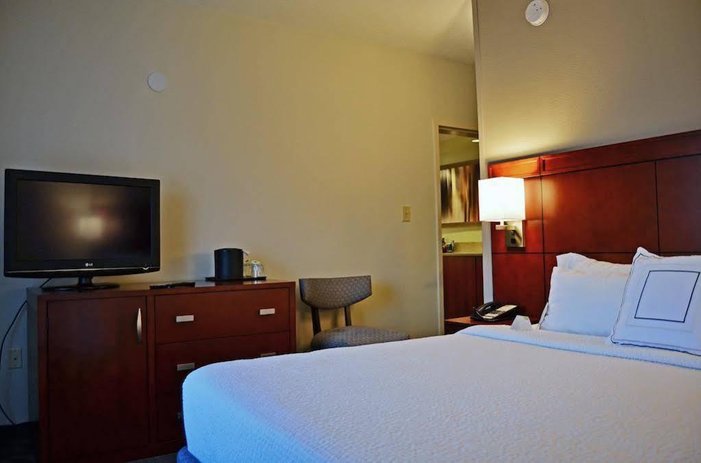 Hotel Courtyard By Marriott Burlington Esterno foto
