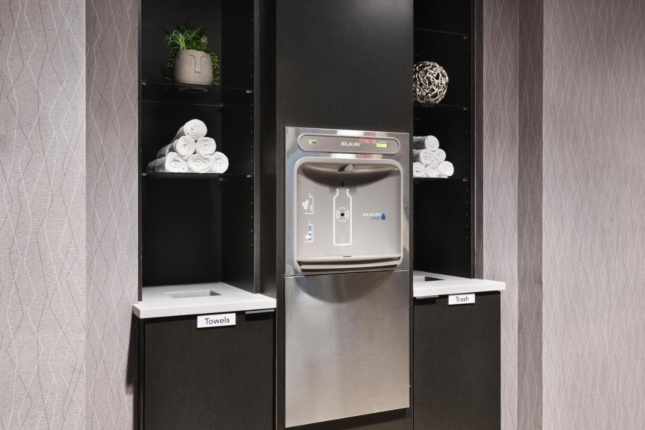 Hotel Courtyard By Marriott Burlington Esterno foto