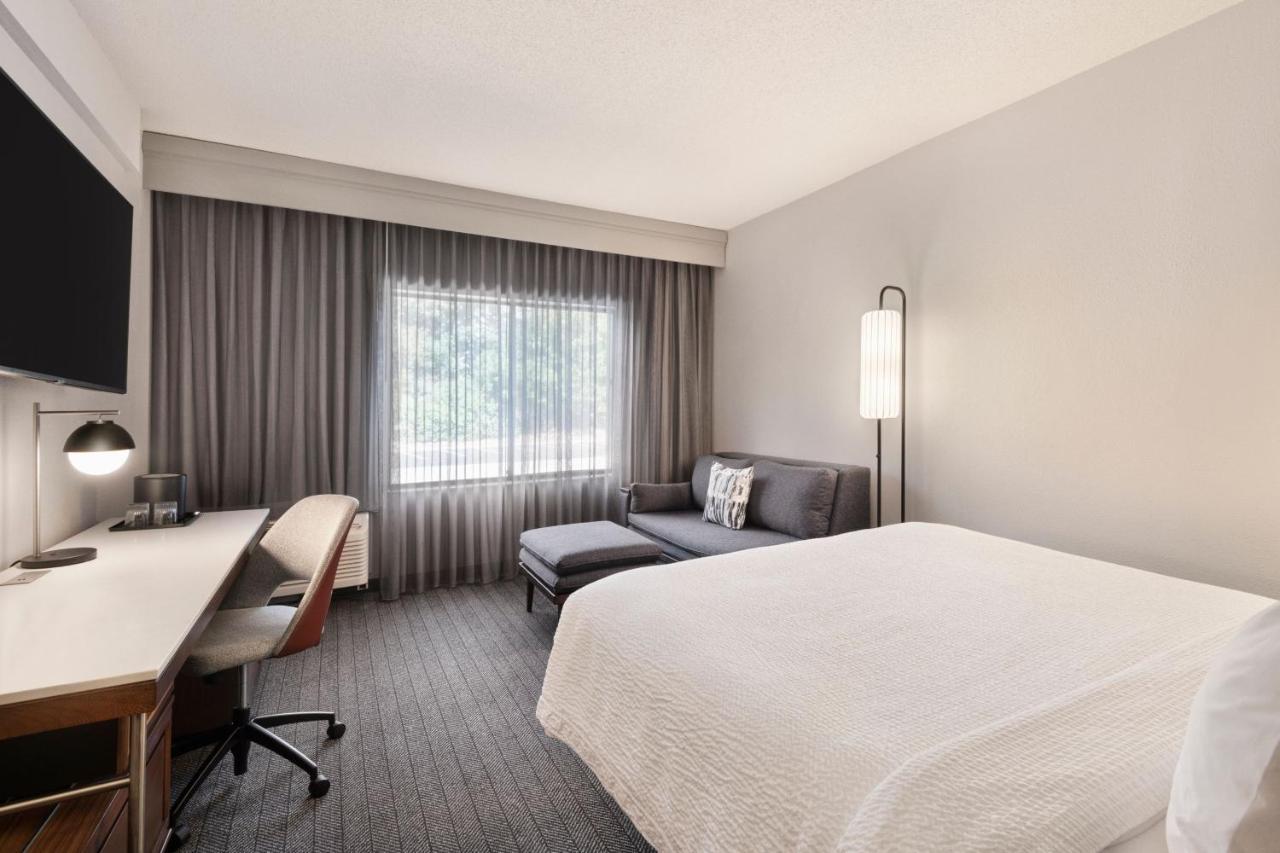 Hotel Courtyard By Marriott Burlington Esterno foto