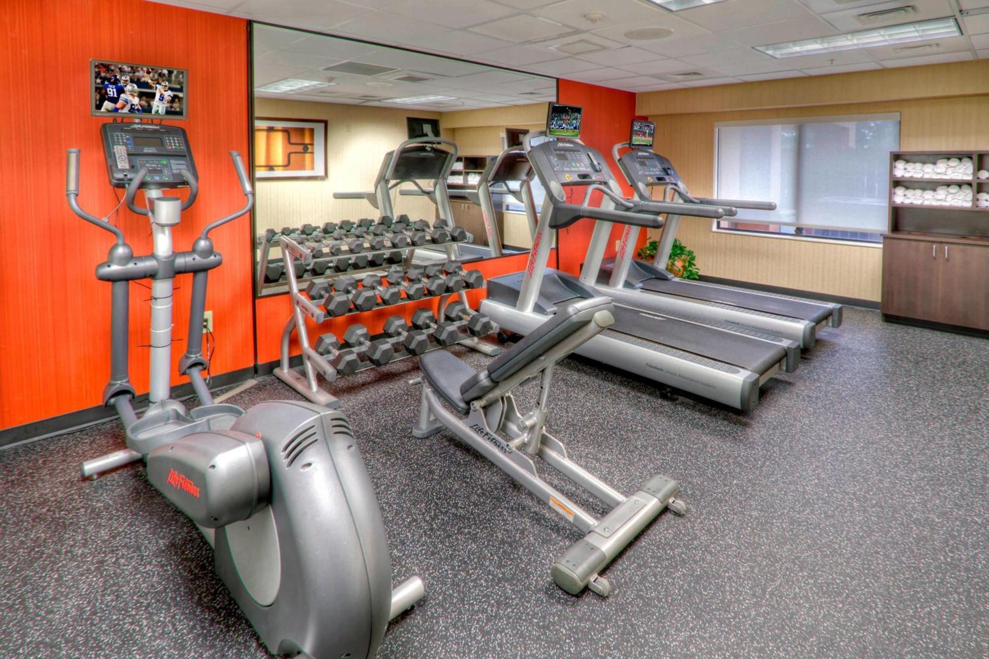 Hotel Courtyard By Marriott Burlington Esterno foto
