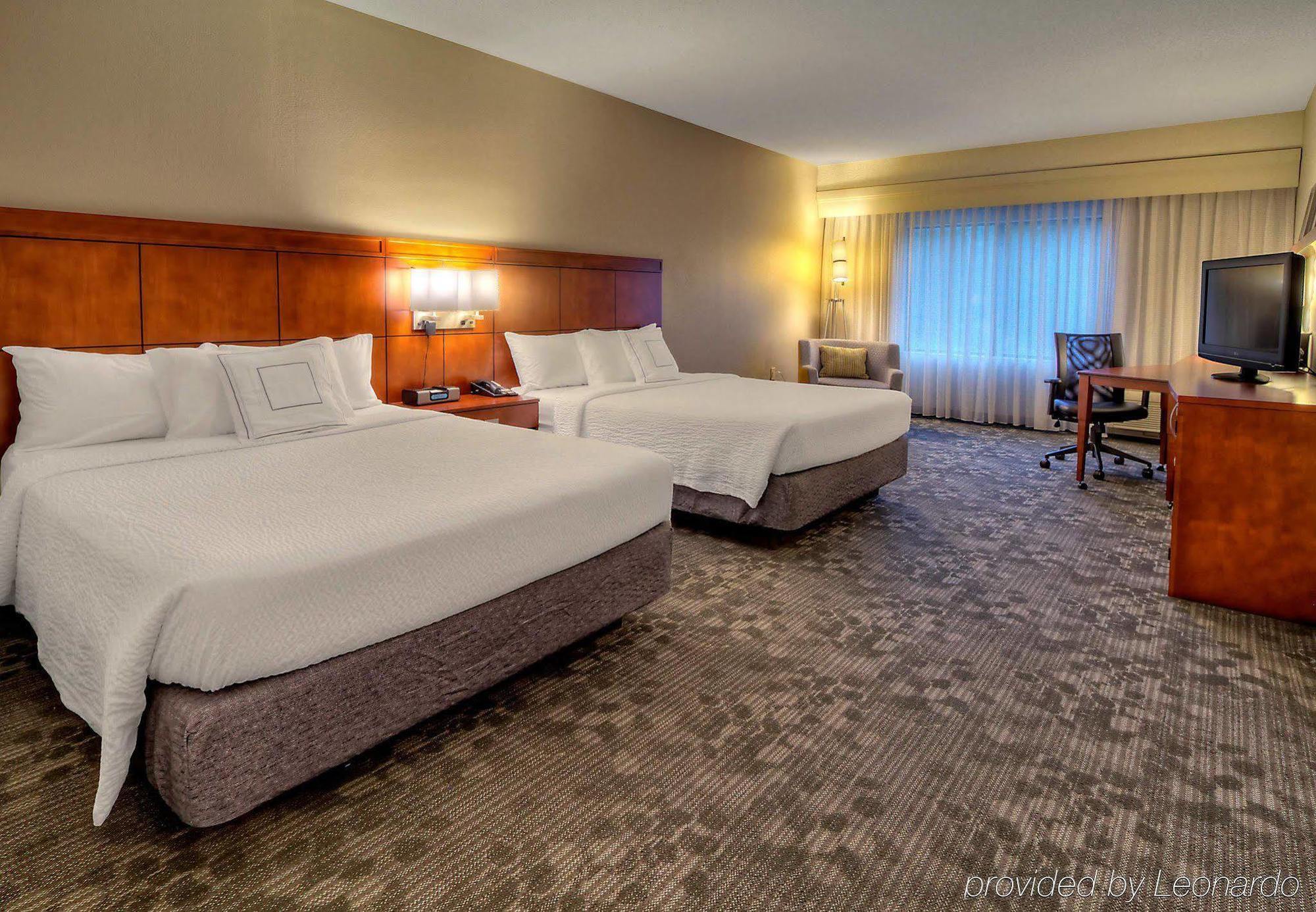 Hotel Courtyard By Marriott Burlington Esterno foto