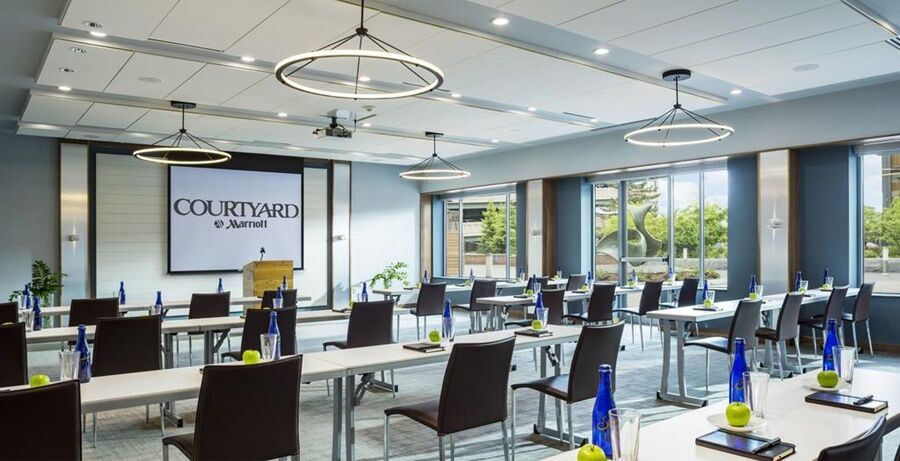 Hotel Courtyard By Marriott Burlington Esterno foto
