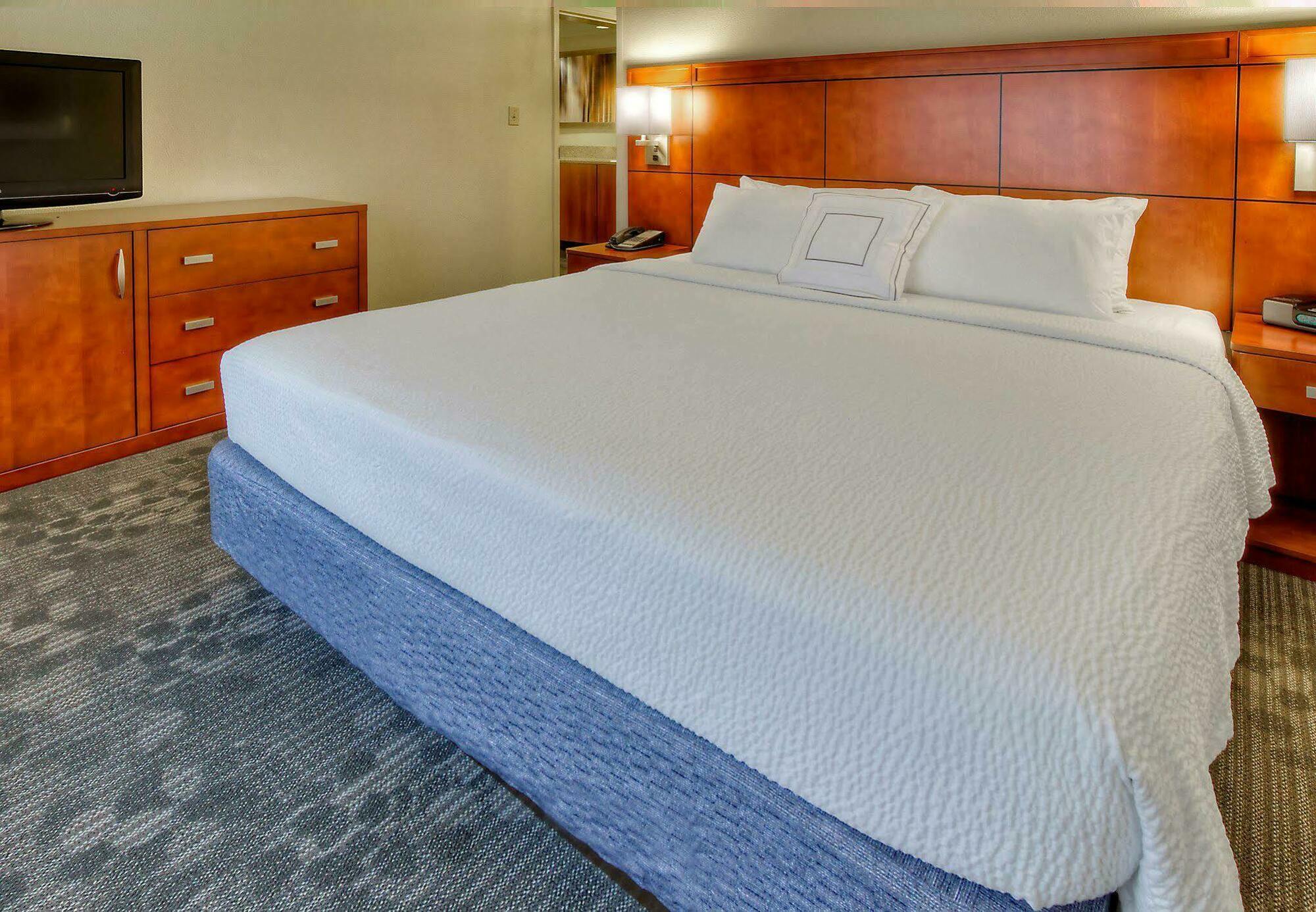 Hotel Courtyard By Marriott Burlington Esterno foto
